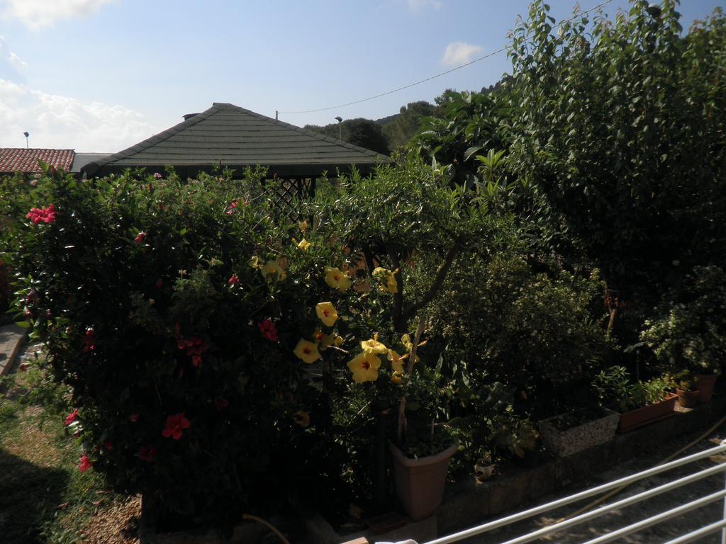 Appartamenti By The Hill Fertilia Exterior foto